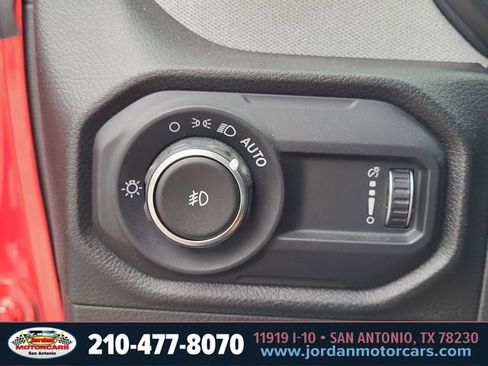 Used 2025 Jeep Wrangler Unlimited Sport AWD/4WD image 21