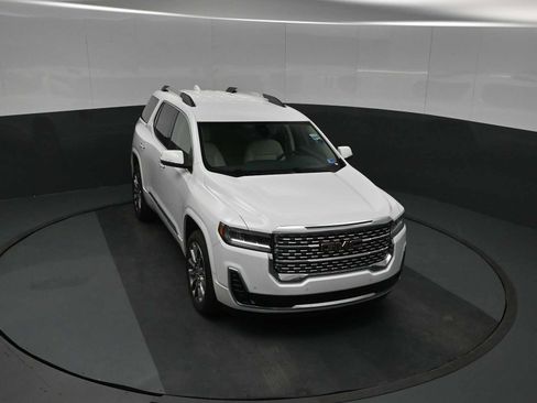 Used 2023 GMC Acadia Denali AWD/4WD image 11