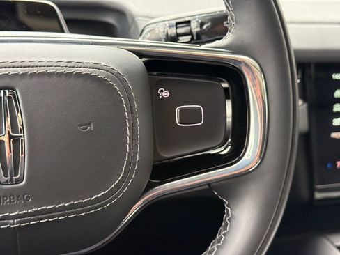 New 2026 Lincoln Navigator L Reserve AWD/4WD image 24