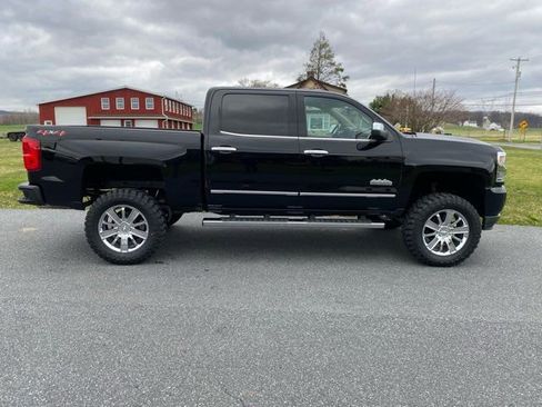 Used 2018 Chevrolet Silverado 1500 High Country image 7