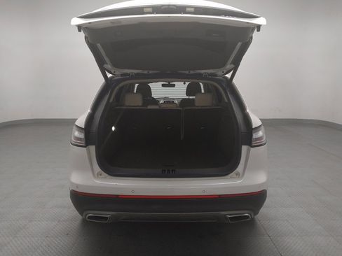 Used 2019 Lincoln Nautilus Reserve image 29