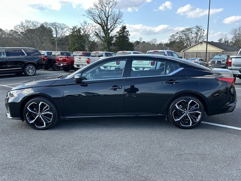 Used 2024 Nissan Altima 2.5 SR image 9