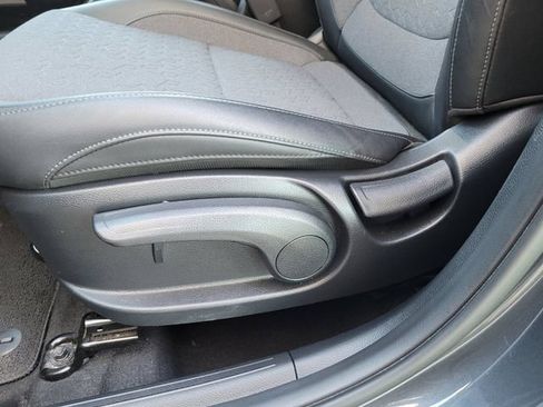 Certified 2025 Kia Seltos S FWD image 14