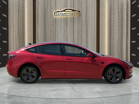 Used 2023 Tesla Model 3 Standard Range RWD image 15
