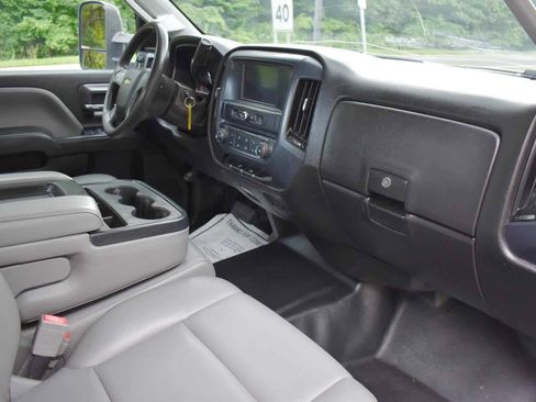 Used 2018 Chevrolet Silverado 3500 W/T RWD image 38