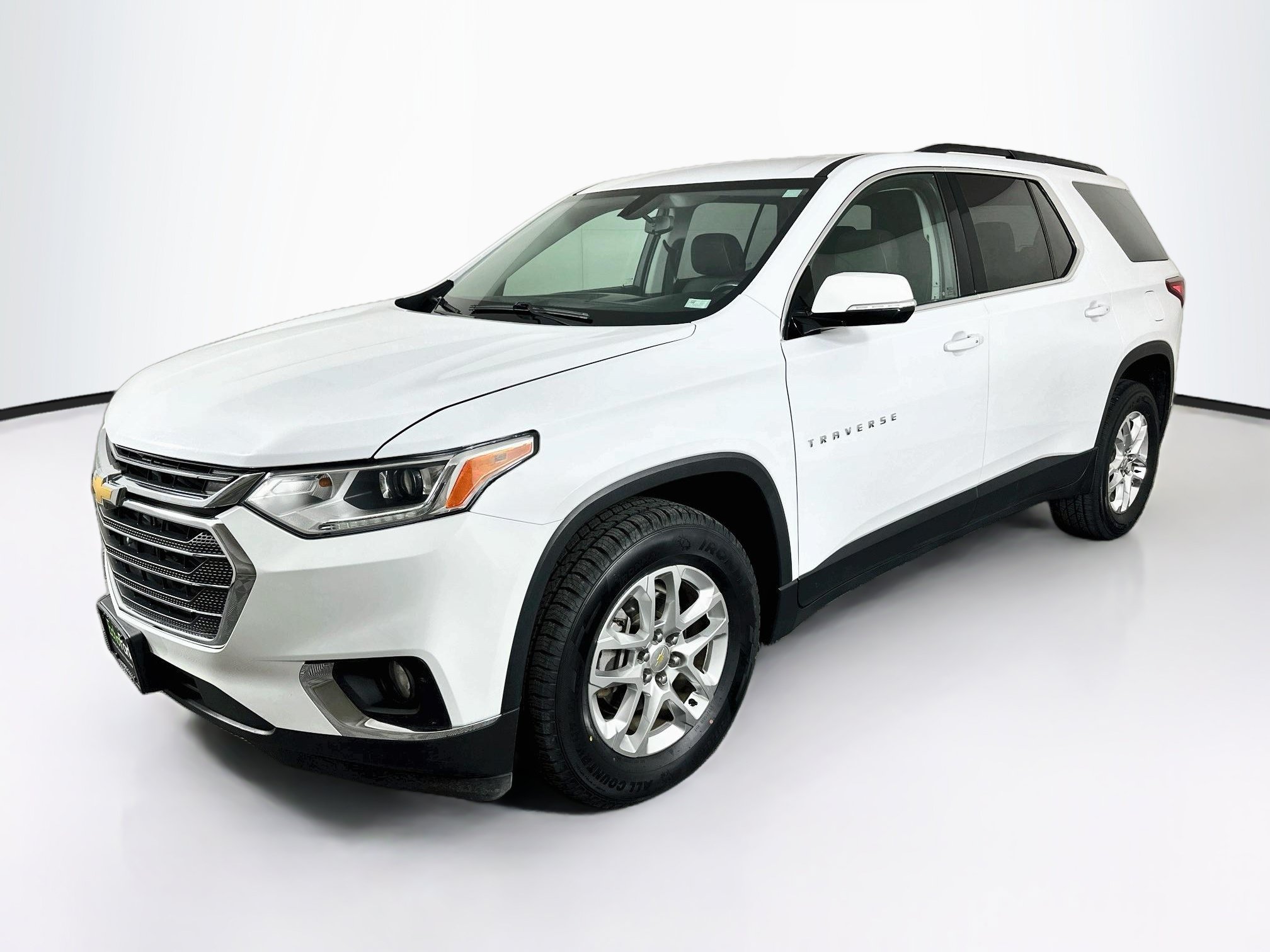 Used 2019 Chevrolet Traverse LT FWD image 3