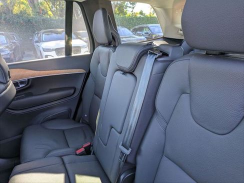 Used 2025 Volvo XC90 B6 Plus w/ Protection Package Premier image 24