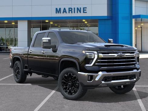 New 2026 Chevrolet Silverado 2500 LTZ w/ LTZ Premium Package AWD/4WD image 7