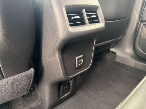 Used 2023 GMC Terrain SLT w/ Infotainment Package II AWD/4WD image 34