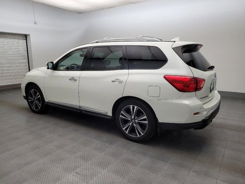 Used 2020 Nissan Pathfinder Platinum FWD image 3