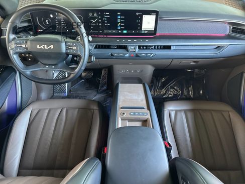 Certified 2024 Kia EV9 GT-Line AWD/4WD image 14