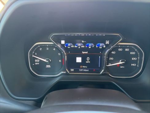 Used 2021 GMC Yukon XL SLT w/ Rear Media and Nav Package image 22