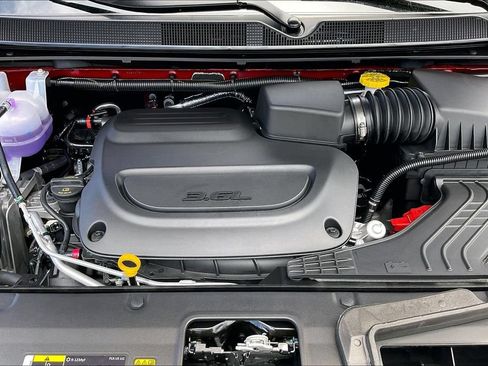 New 2027 Chrysler Pacifica Select FWD image 9