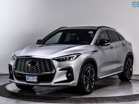 Used 2022 INFINITI QX55 Essential image 2