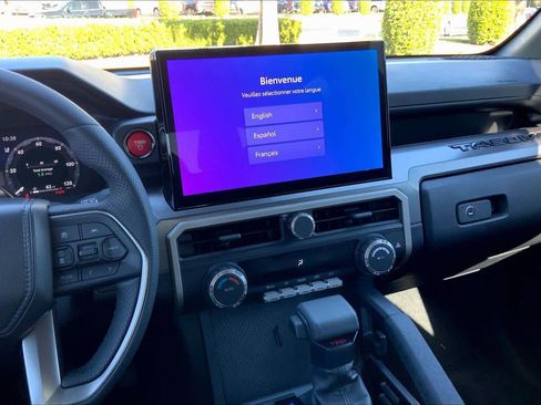 Used 2025 Toyota Tacoma TRD Off-Road image 6