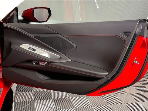Used 2024 Chevrolet Corvette Stingray Convertible w/ 1LT RWD image 24