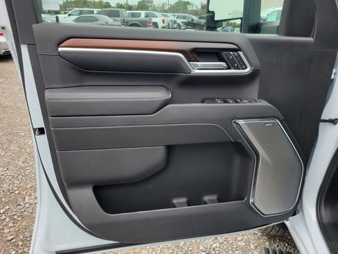 New 2026 GMC Sierra 3500 Denali w/ Denali Reserve Package image 29