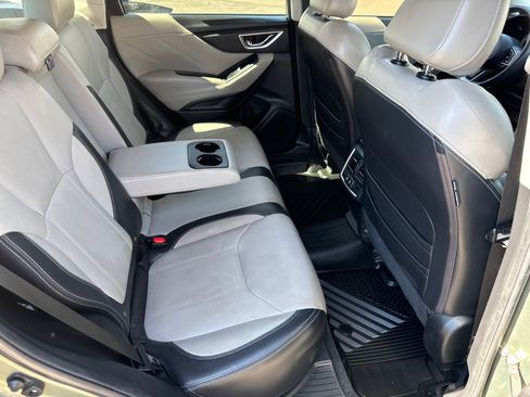 Used 2019 Subaru Forester Limited image 11
