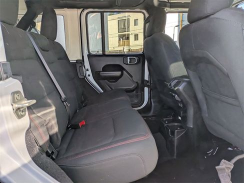 Used 2023 Jeep Wrangler Unlimited Rubicon image 31