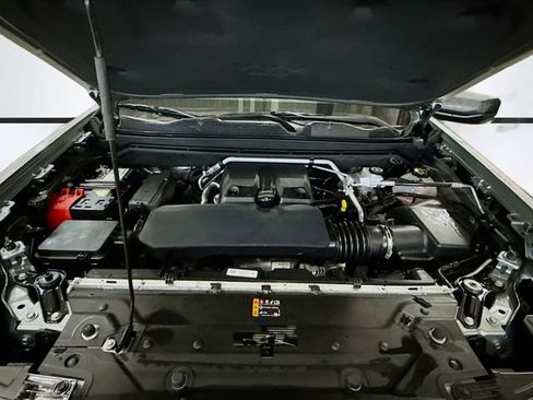 Used 2024 Chevrolet Colorado Trail Boss image 30
