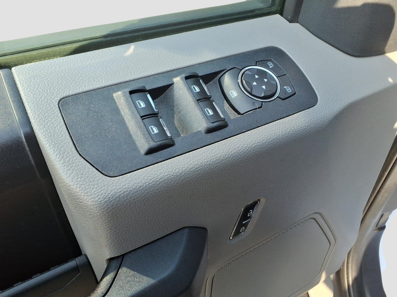 Used 2020 Ford F150 XL w/ Equipment Group 101A Mid AWD/4WD image 13