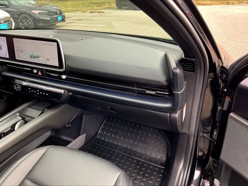 Used 2024 Hyundai Ioniq 6 SEL image 13