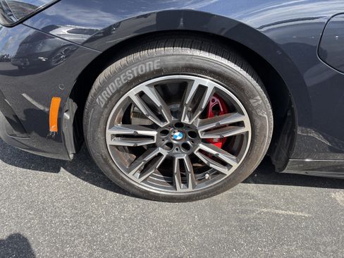 Used 2026 BMW 550e xDrive w/ Premium Package AWD/4WD image 13