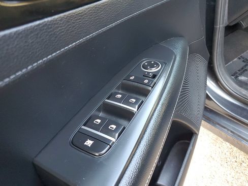 Used 2019 Kia Forte EX FWD image 17