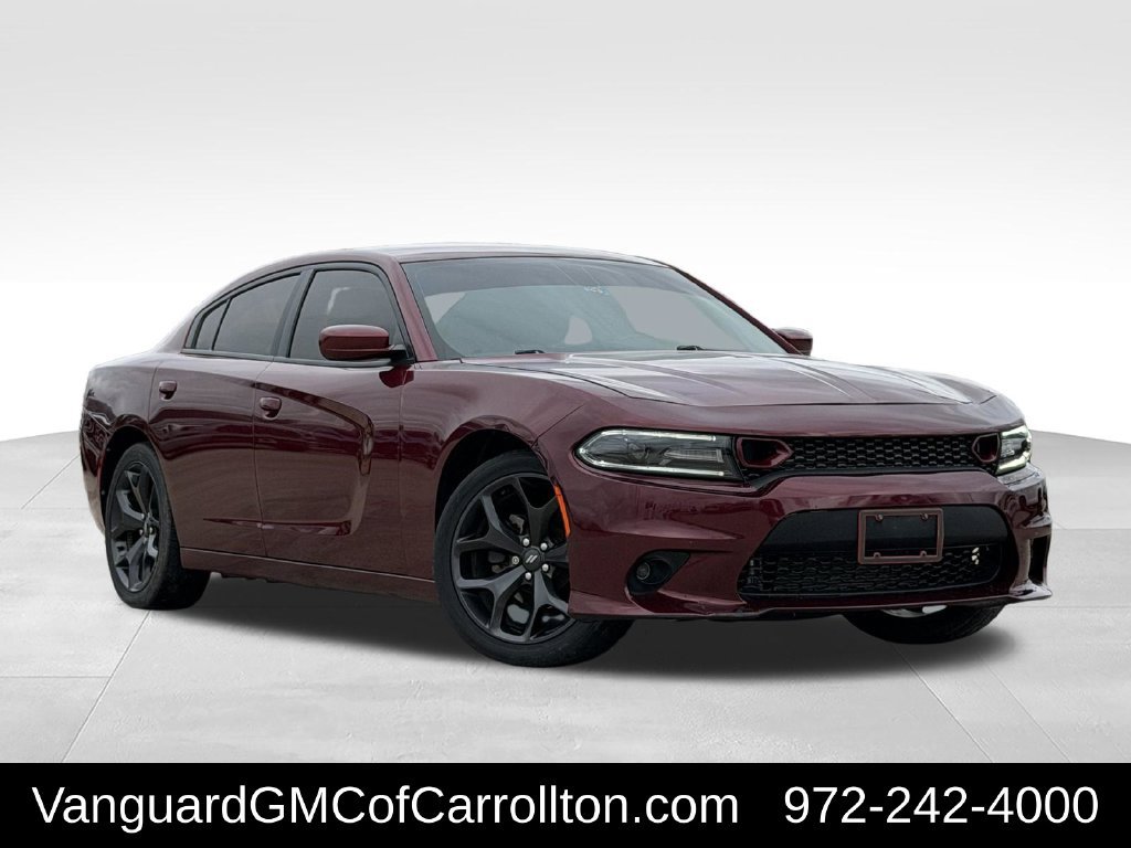 Used 2020 Dodge Charger SXT RWD image 2