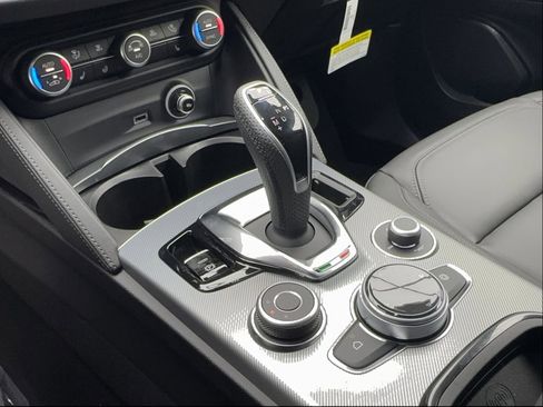New 2026 Alfa Romeo Stelvio Sprint w/ Convenience Package AWD/4WD image 39