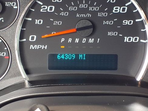 Used 2024 Chevrolet Express 3500 w/ Power Convenience Package RWD image 30
