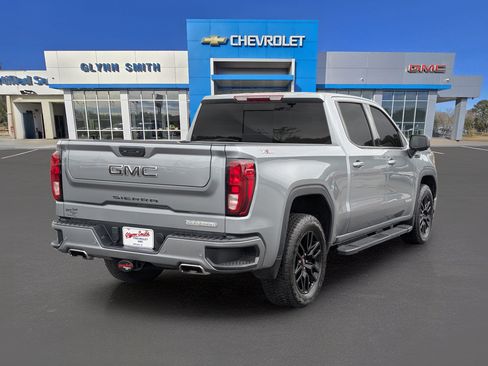 Used 2024 GMC Sierra 1500 Elevation w/ Elevation Premium Package AWD/4WD image 8