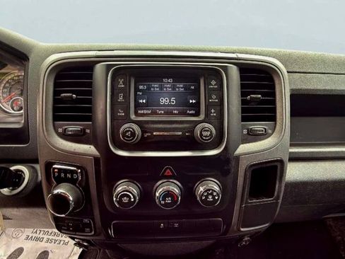 Used 2017 RAM 1500 Express image 12