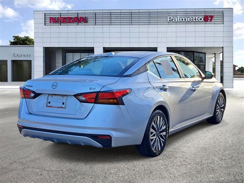 Certified 2023 Nissan Altima 2.5 SV image 6