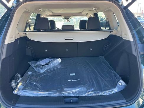 New 2026 Nissan Rogue SV FWD image 25