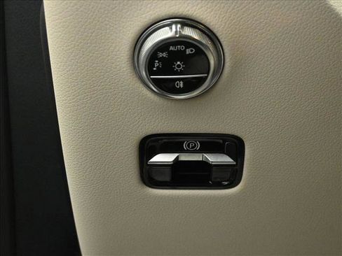 Certified 2026 Mercedes-Benz GLC 300 4MATIC image 10