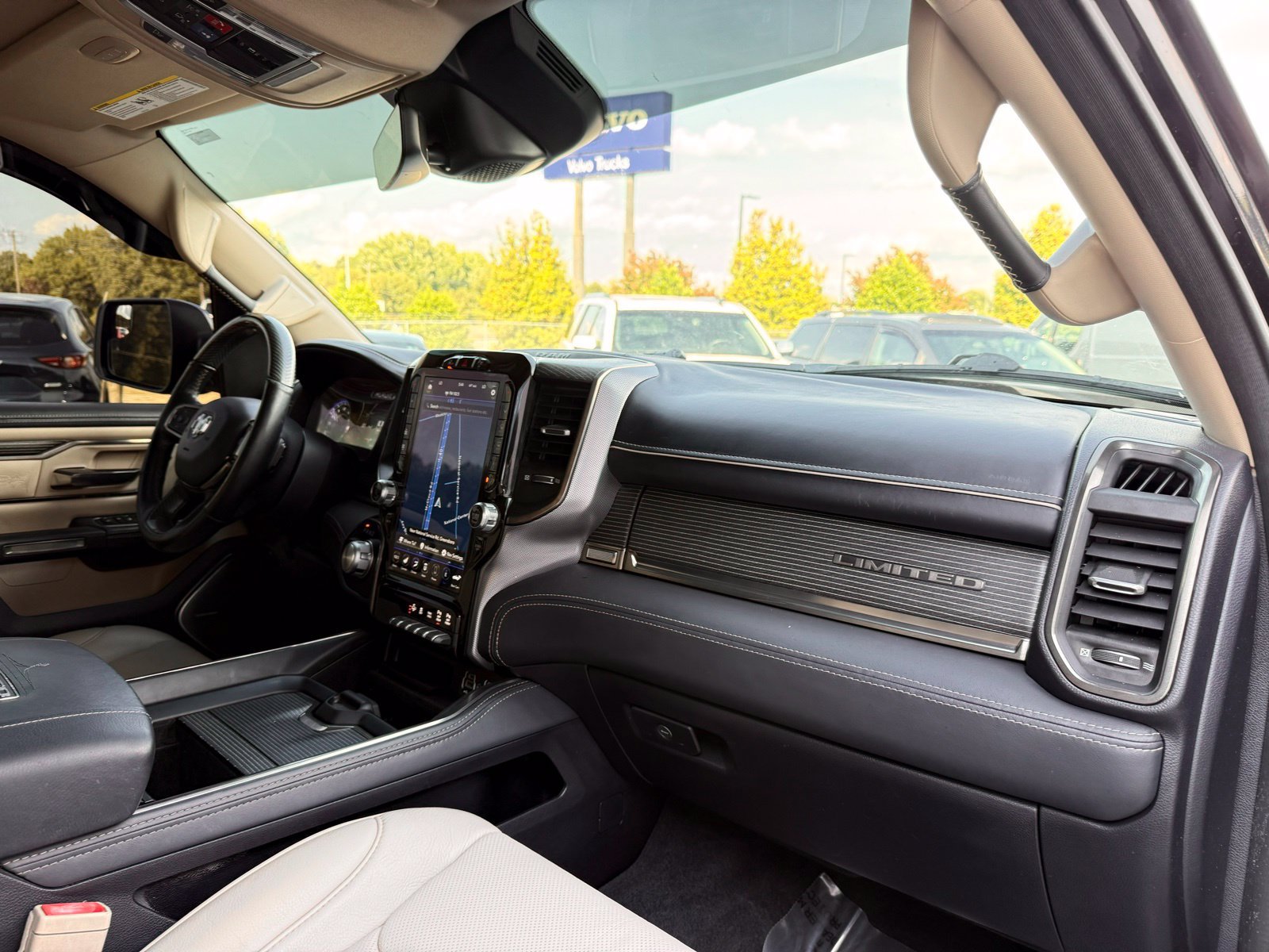 Used 2020 RAM 1500 Limited RWD image 28