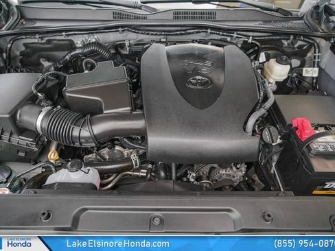 Used 2021 Toyota Tacoma TRD Off-Road w/ Technology Package RWD image 30