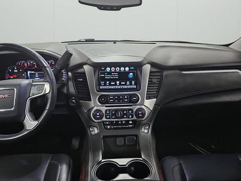 Used 2018 GMC Yukon XL SLT w/ Open Road Package AWD/4WD image 20