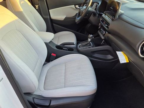 Used 2023 Hyundai Kona SEL w/ Convenience Package FWD image 17