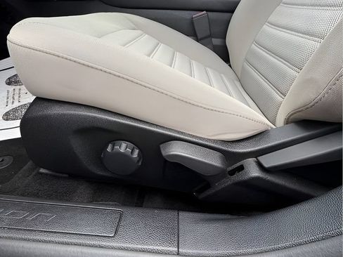 Used 2018 Ford Fusion S FWD image 24