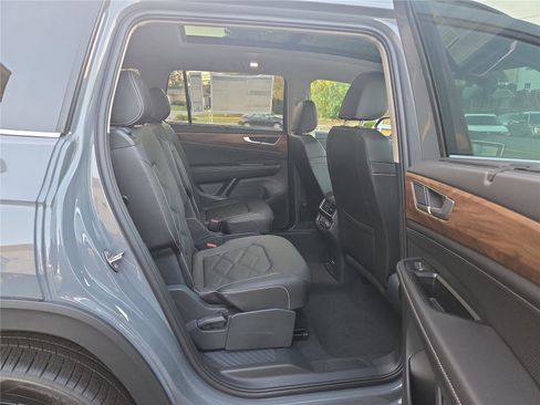 New 2026 Volkswagen Atlas SE image 33