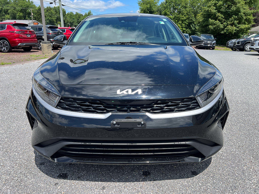 Used 2023 Kia Forte LXS FWD image 9