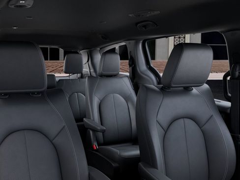 New 2026 Chrysler Pacifica Select FWD image 26