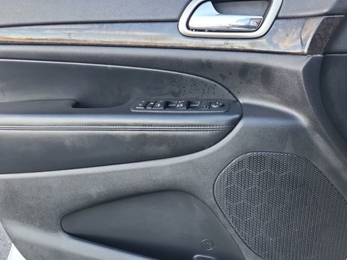 Used 2012 Jeep Grand Cherokee Laredo image 10