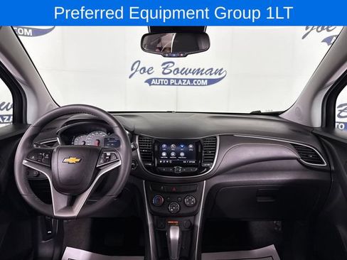 Certified 2022 Chevrolet Trax LT w/ LT Convenience Package AWD/4WD image 10