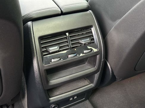 Used 2024 BMW X5 xDrive40i w/ Premium Package image 15