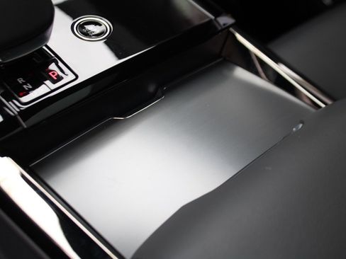 Used 2024 Land Rover Range Rover Sport Dynamic SE image 24