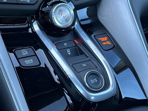 New 2025 Acura TLX w/ Technology Package image 18