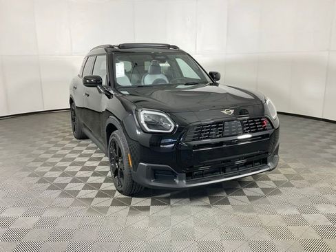 New 2026 MINI Cooper Countryman S w/ Comfort Package Max image 3
